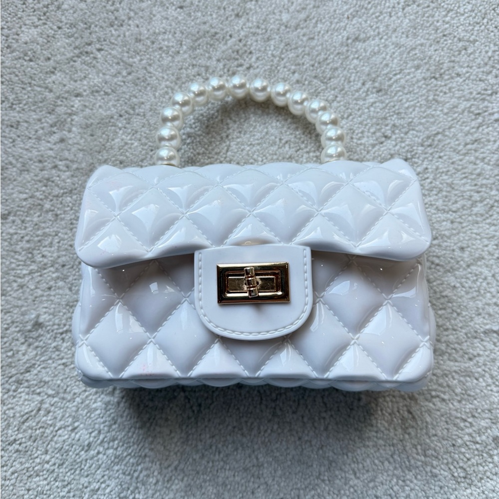 Elegant White Quilted Mini Bag with Pearl Handle